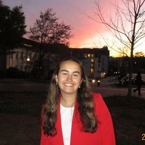 Meet your Posher, Anjali